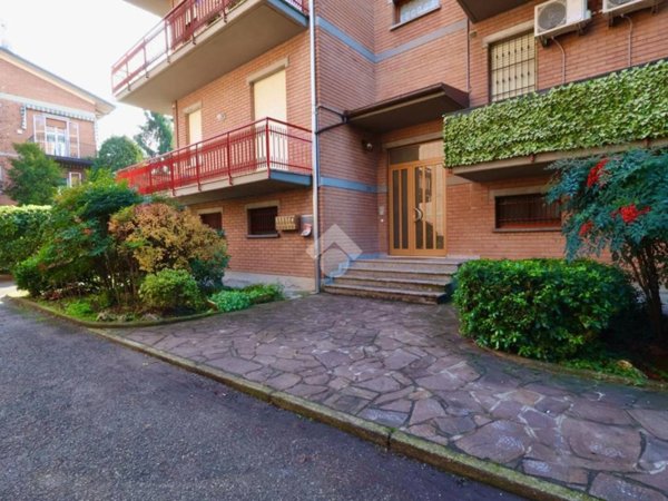 appartamento in vendita a Reggio nell'Emilia in zona Sesso
