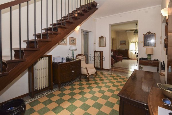 appartamento in vendita a Reggio nell'Emilia in zona Città Storica