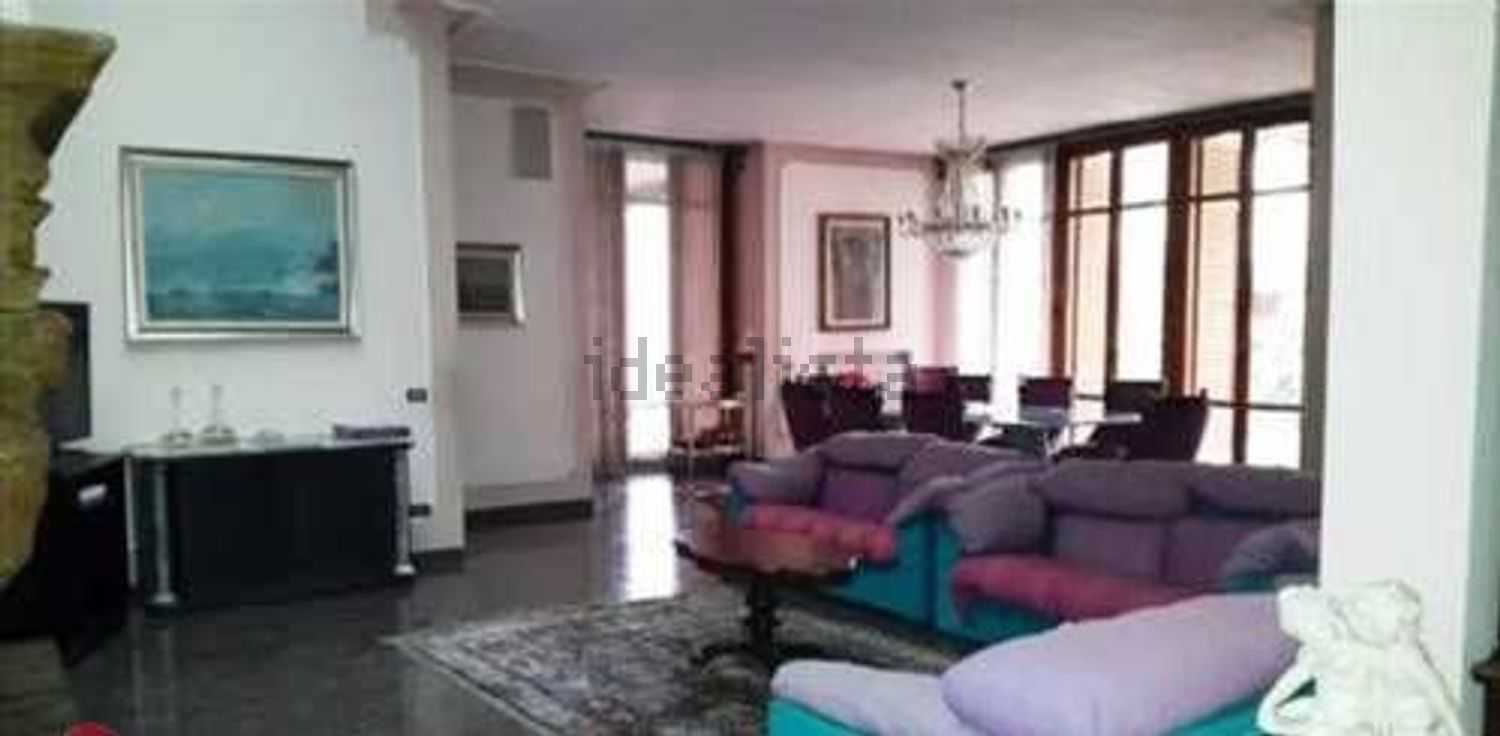 appartamento a Reggio nell'Emilia in zona San Pellegrino / Villa Canali