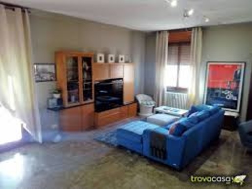 appartamento in vendita a Reggio nell'Emilia in zona Città Storica