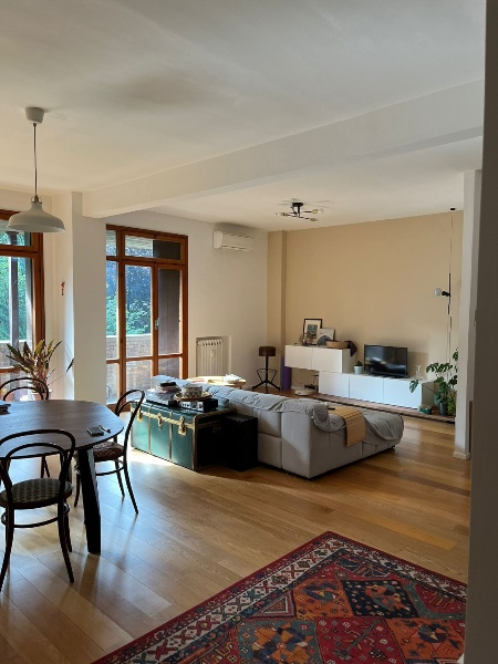 appartamento in vendita a Reggio nell'Emilia in zona Città Storica