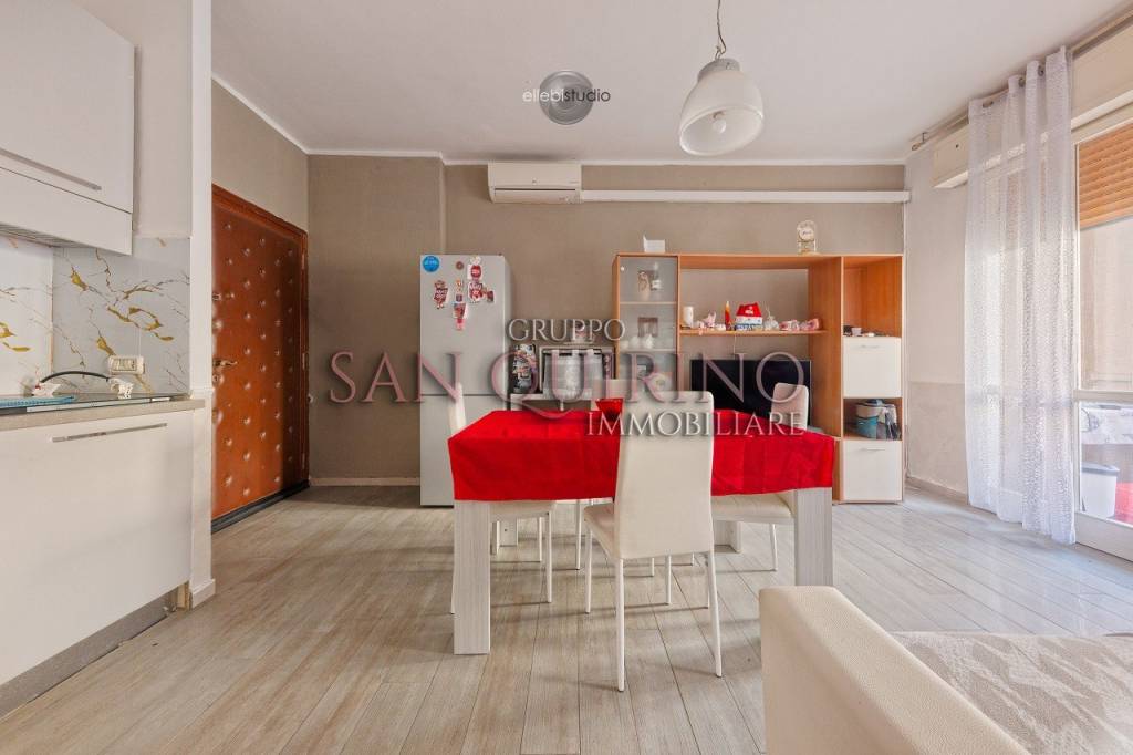 appartamento in vendita a Reggio nell'Emilia in zona Ospizio