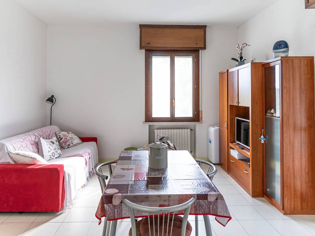 appartamento in vendita a Reggio nell'Emilia in zona Ospizio