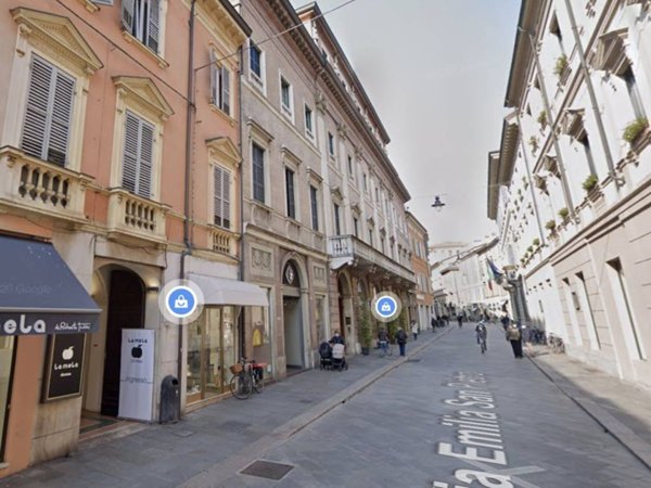 negozio in vendita a Reggio nell'Emilia