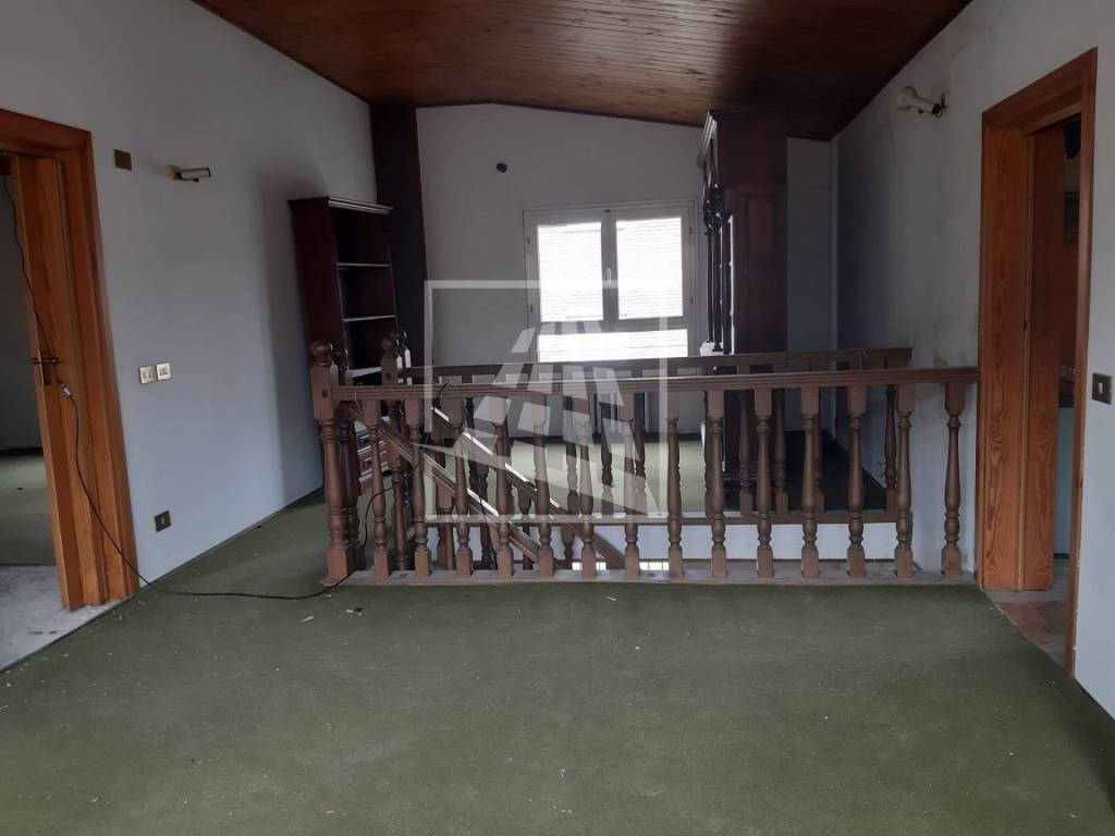 casa indipendente in vendita a Reggio nell'Emilia in zona Carrozzone