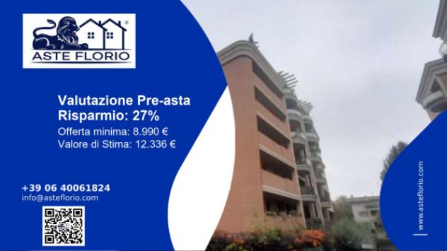 negozio in vendita a Reggio nell'Emilia in zona Carrozzone