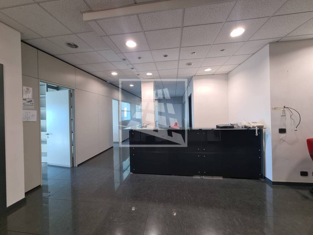ufficio in vendita a Reggio nell'Emilia