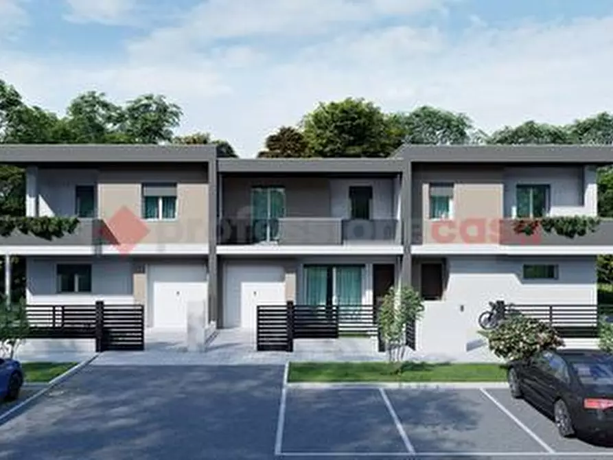 casa indipendente in vendita a Reggio nell'Emilia