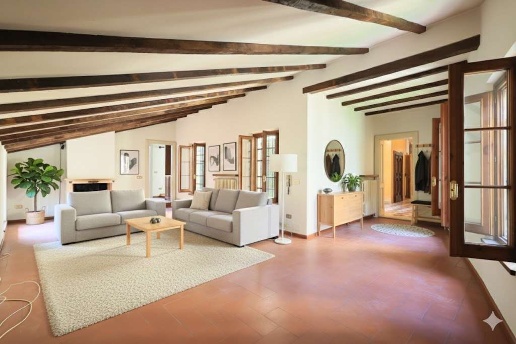 appartamento in vendita a Reggio nell'Emilia in zona Città Storica