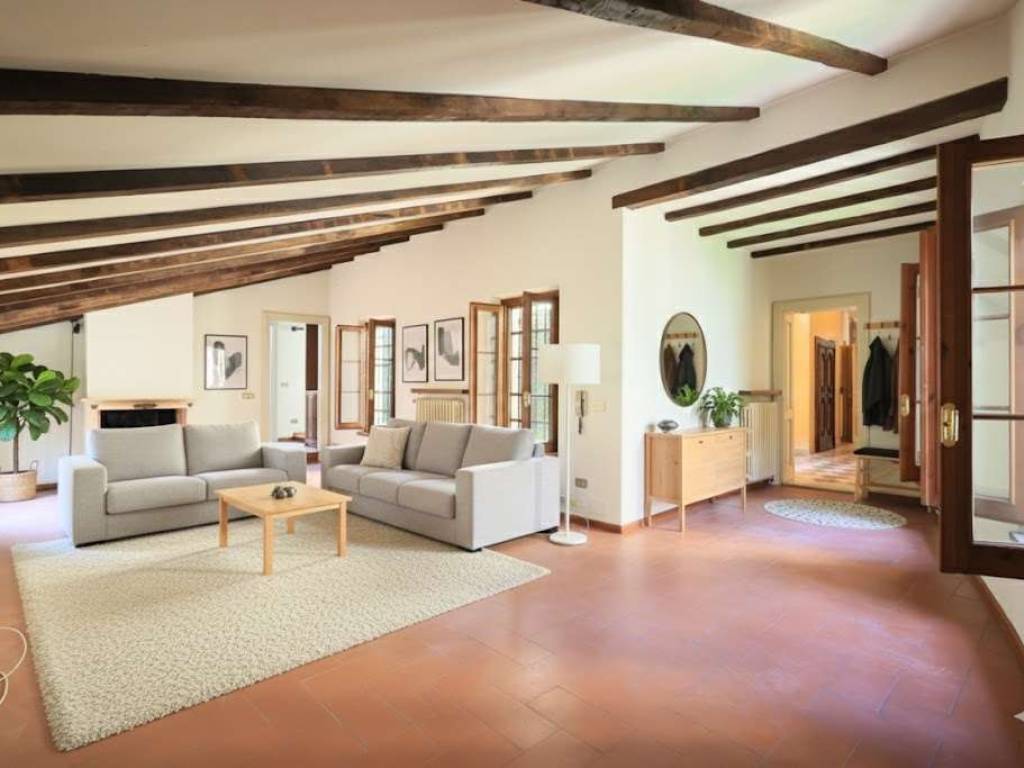 appartamento in vendita a Reggio nell'Emilia in zona Città Storica