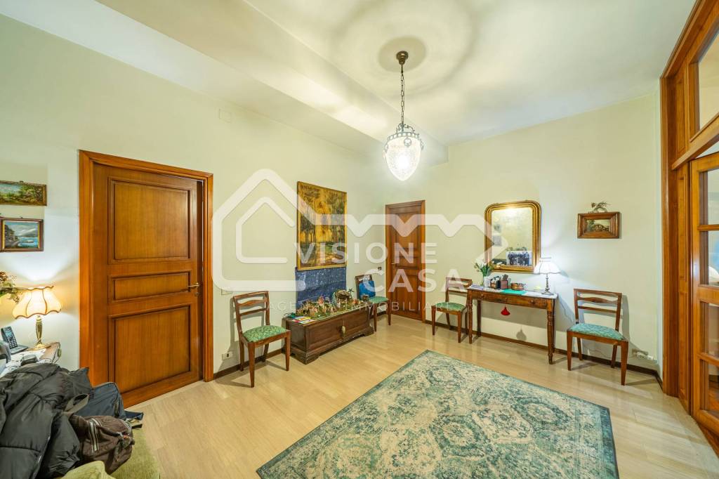 appartamento in vendita a Reggio nell'Emilia in zona Città Storica