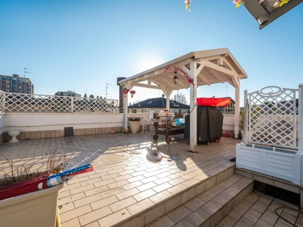 appartamento in vendita a Reggio nell'Emilia in zona Città Storica