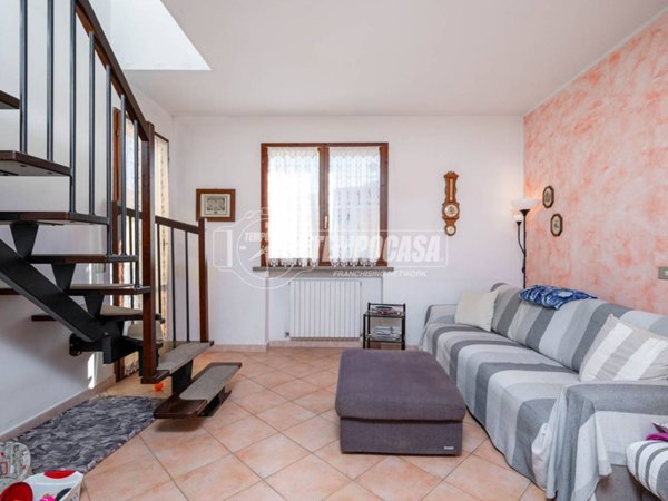 appartamento in vendita a Reggio nell'Emilia in zona Rivalta