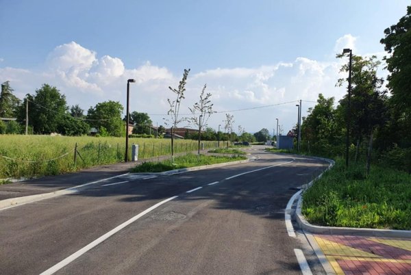 casa indipendente in vendita a Reggio nell'Emilia in zona Codemondo