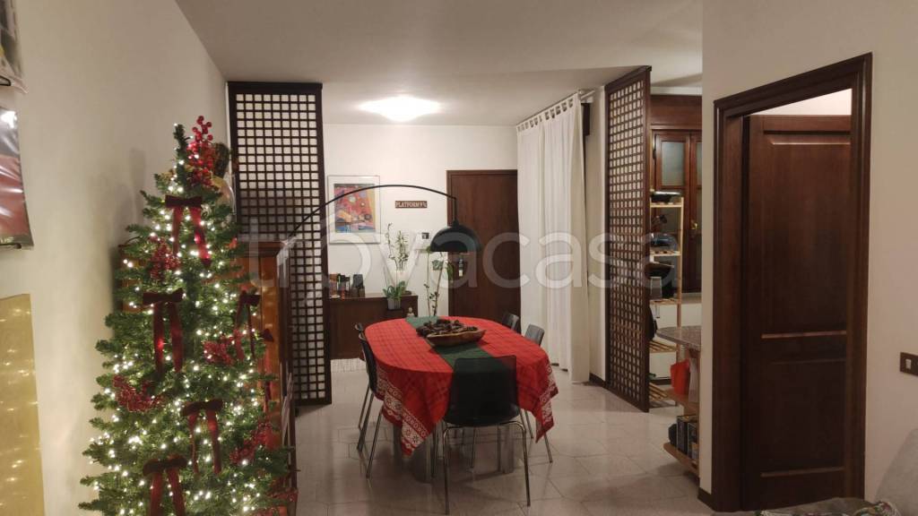 appartamento in vendita a Reggio nell'Emilia in zona Città Storica