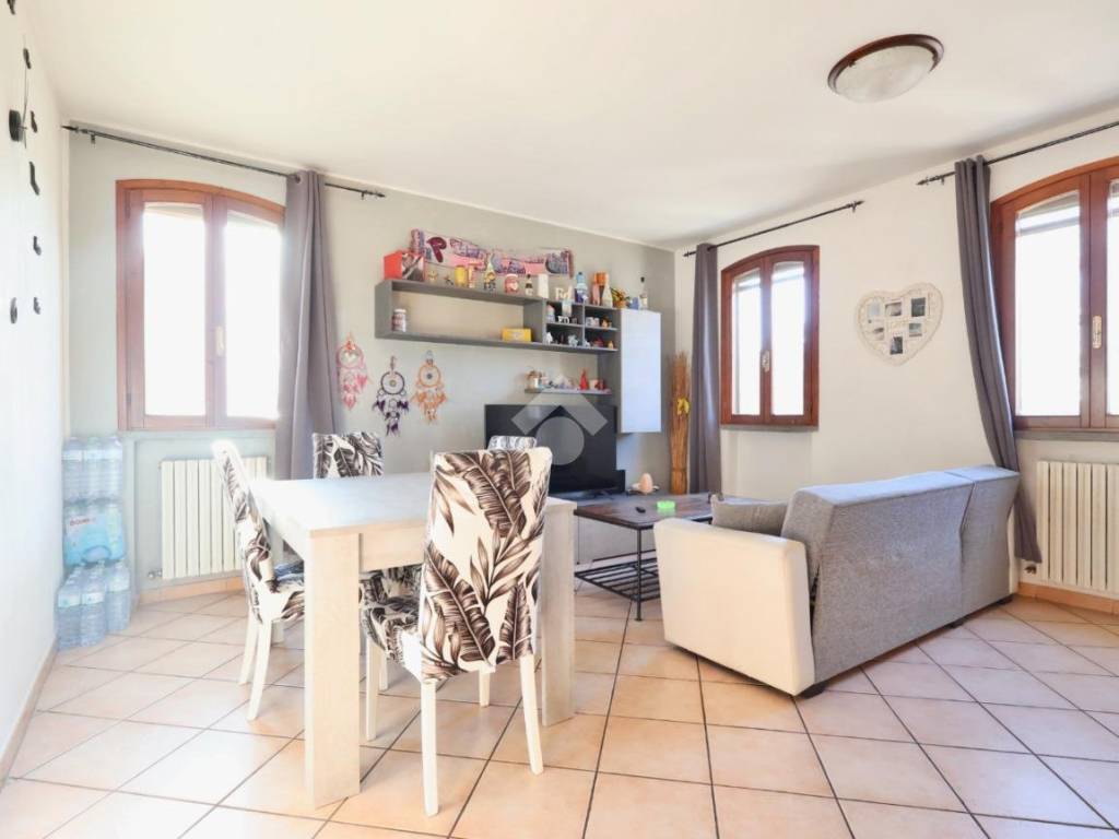 appartamento in vendita a Reggio nell'Emilia in zona Città Storica