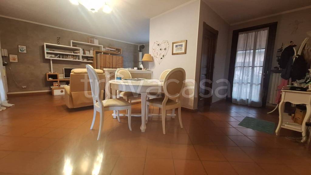 casa indipendente in vendita a Reggio nell'Emilia in zona Masone