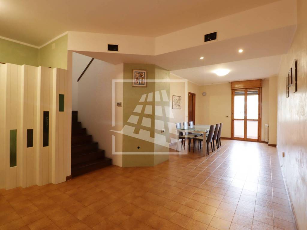 appartamento in vendita a Reggio nell'Emilia in zona Rivalta