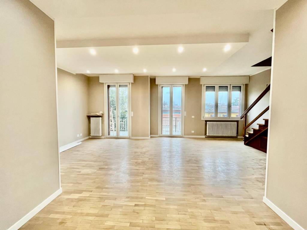 appartamento in vendita a Reggio nell'Emilia in zona Ospizio