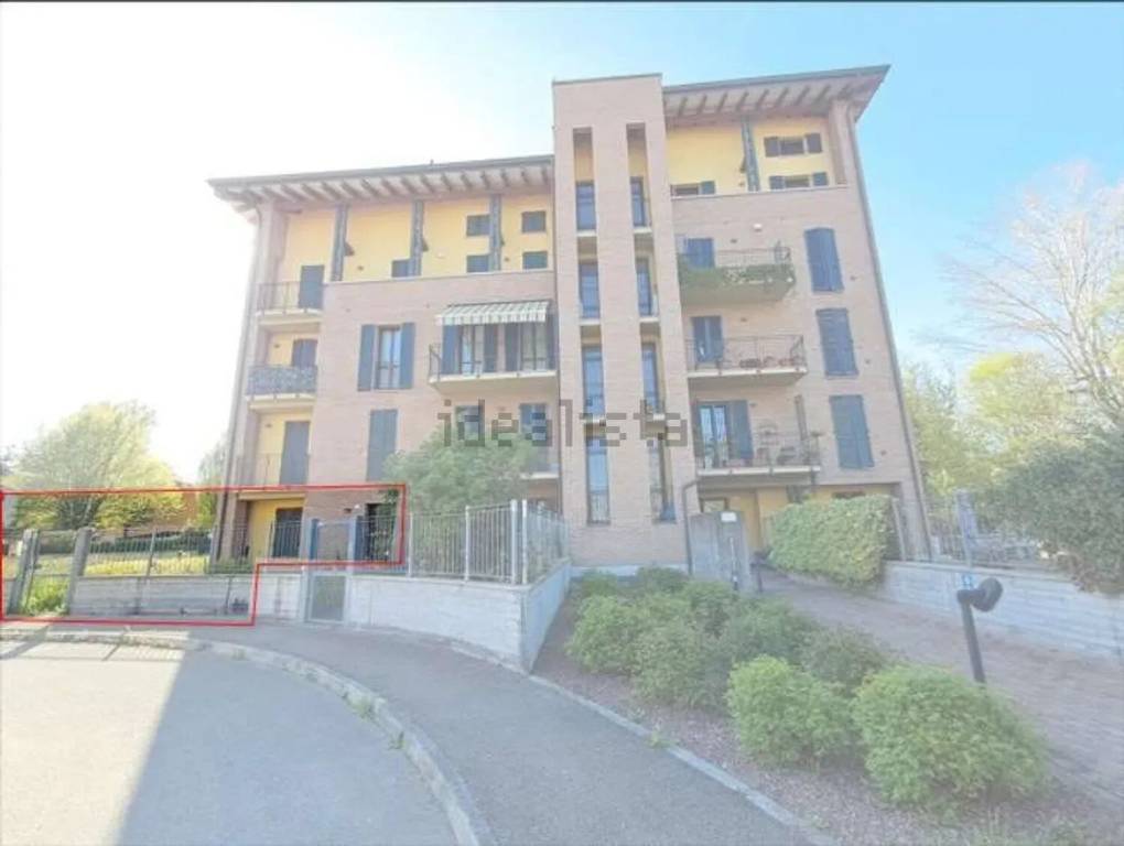 appartamento in vendita a Reggio nell'Emilia in zona Ospizio