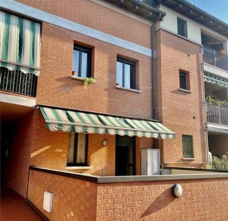 casa indipendente in vendita a Reggio nell'Emilia in zona Città Storica