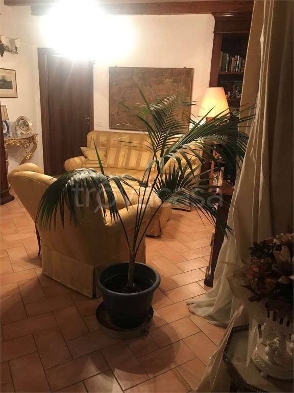 appartamento in vendita a Reggio nell'Emilia in zona Cadè / Gaida