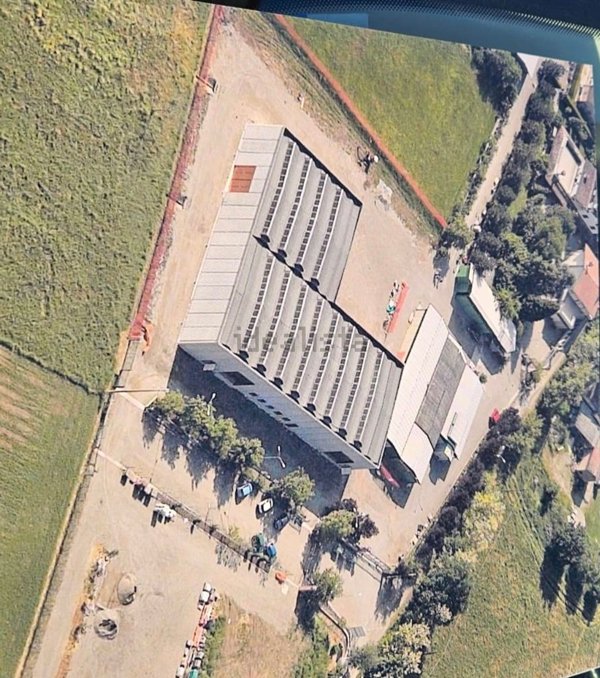 capannone in vendita a Reggio nell'Emilia in zona Rivalta