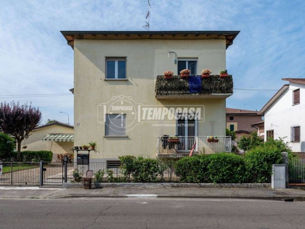 appartamento in vendita a Reggio nell'Emilia in zona Rivalta