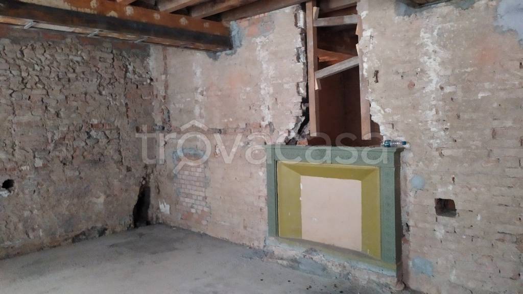 appartamento in vendita a Reggio nell'Emilia in zona Città Storica