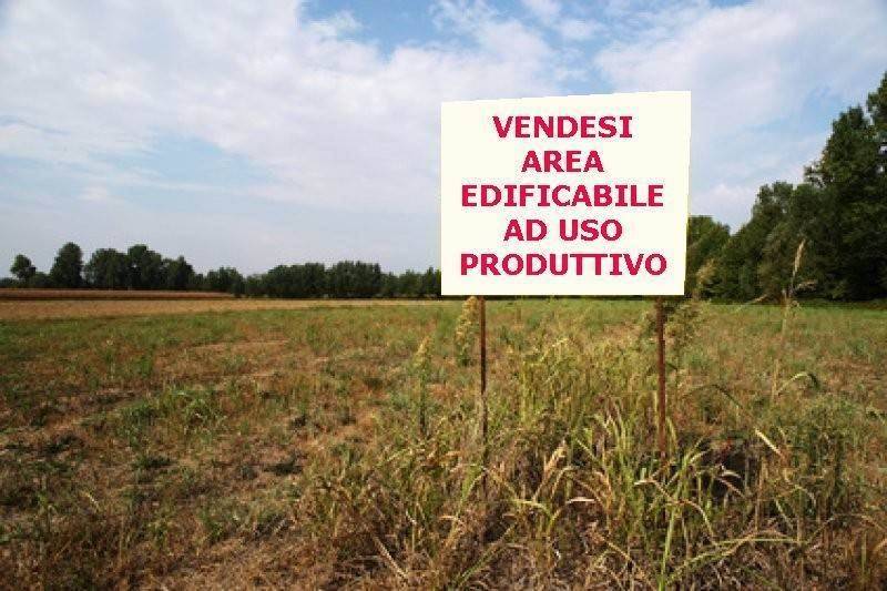 terreno edificabile in vendita a Reggio nell'Emilia