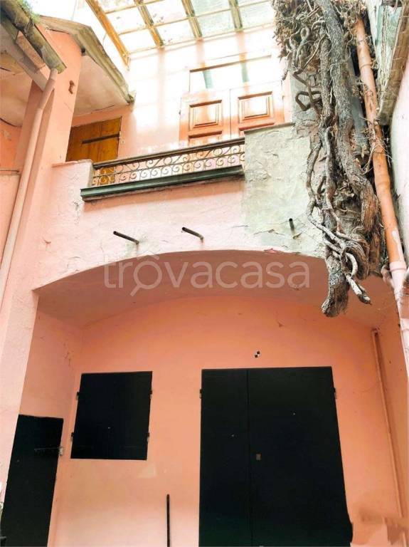 appartamento in vendita a Reggio nell'Emilia in zona Città Storica