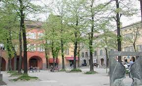 appartamento in vendita a Reggio nell'Emilia in zona Città Storica