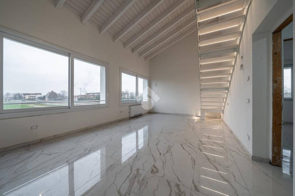 casa indipendente in vendita a Reggio nell'Emilia in zona Roncocesi