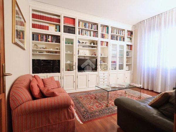 appartamento in vendita a Reggio nell'Emilia in zona Santa Croce