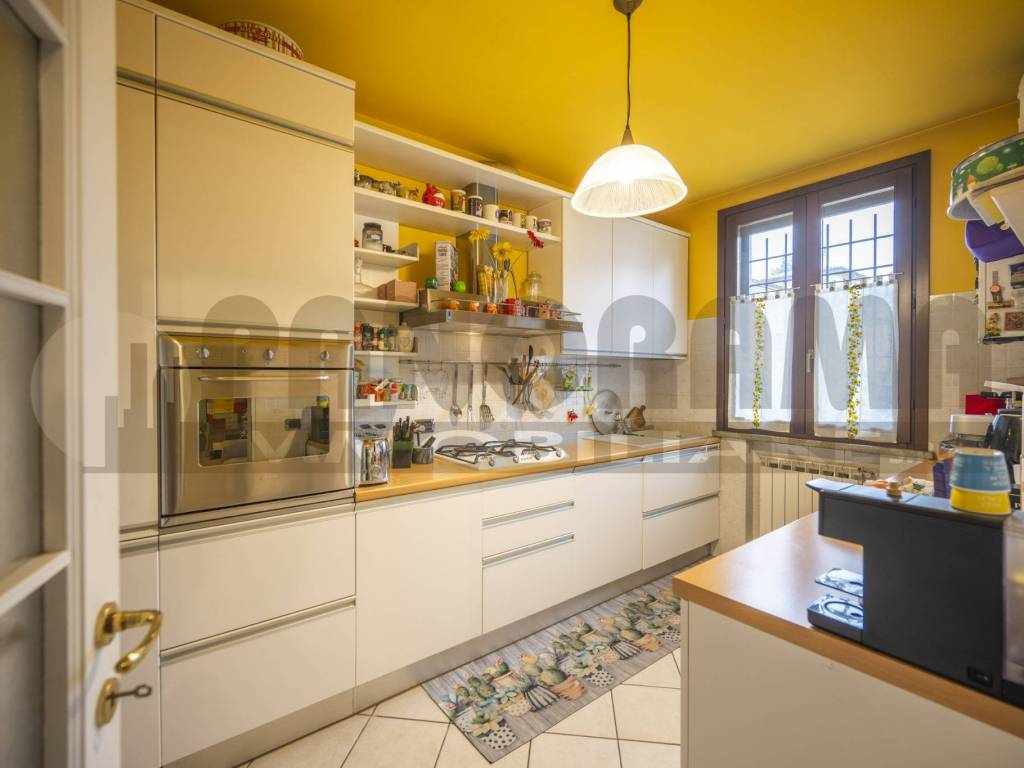 appartamento a Reggio nell'Emilia in zona San Pellegrino / Villa Canali