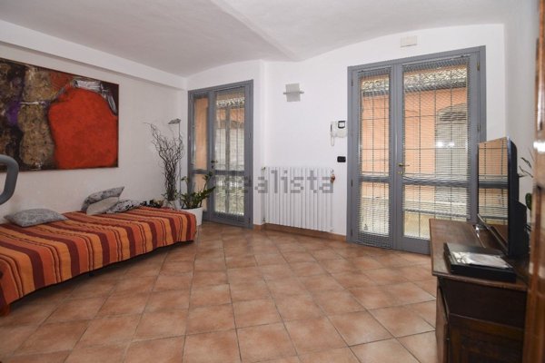 appartamento in vendita a Reggio nell'Emilia in zona Città Storica