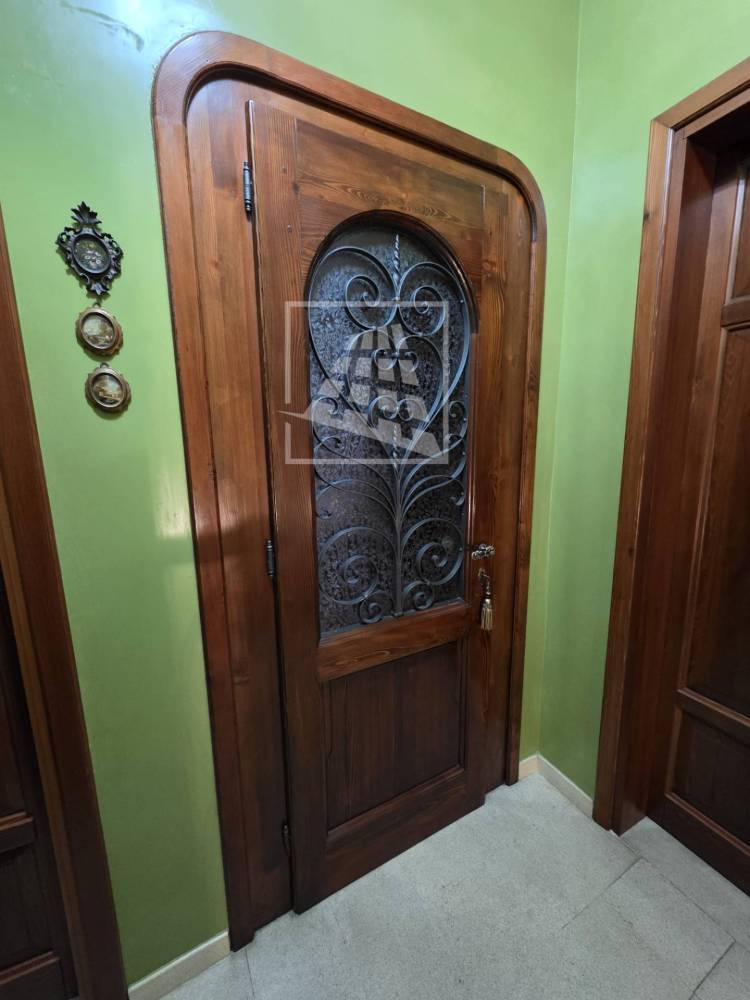 casa indipendente in vendita a Reggio nell'Emilia in zona Città Storica