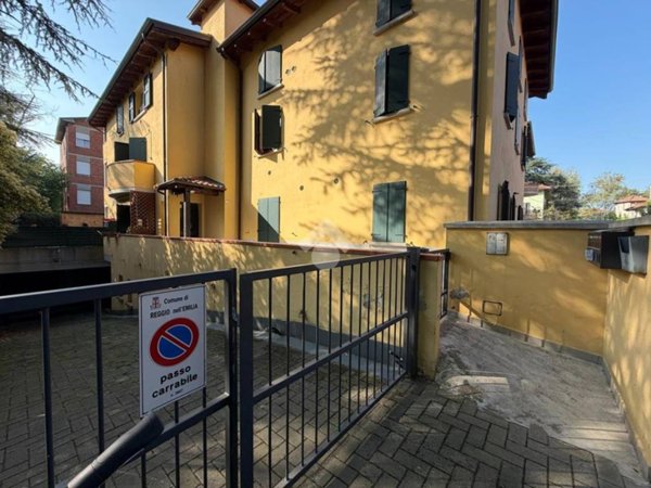 appartamento in vendita a Reggio nell'Emilia in zona Santa Croce