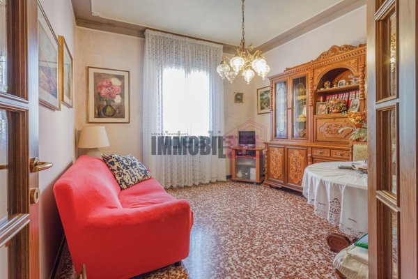 appartamento in vendita a Reggio nell'Emilia