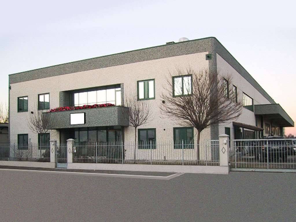 locale commerciale in vendita a Reggio nell'Emilia