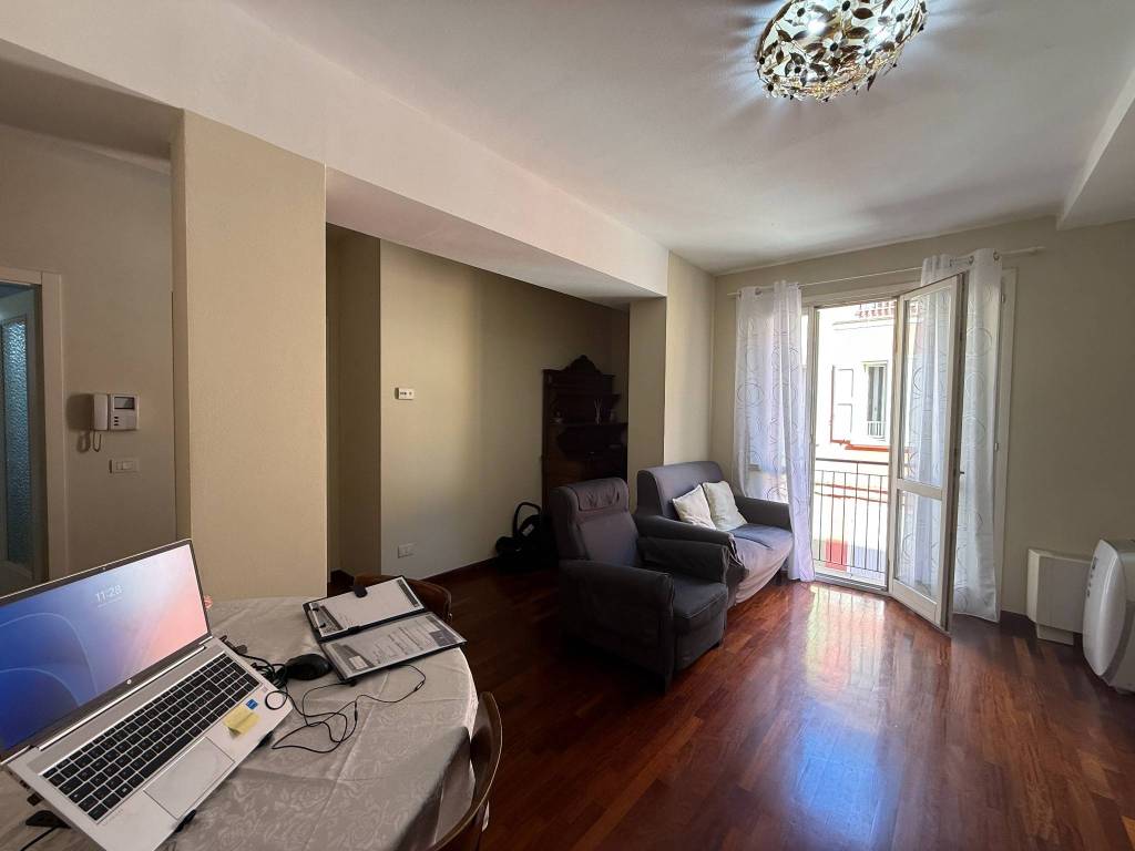 appartamento in vendita a Reggio nell'Emilia in zona Città Storica