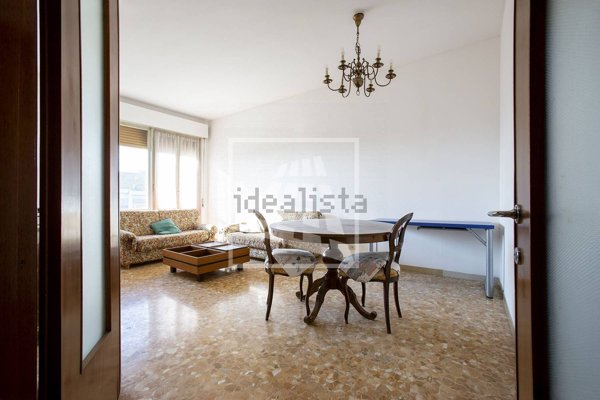 appartamento in vendita a Reggio nell'Emilia in zona Mirabello