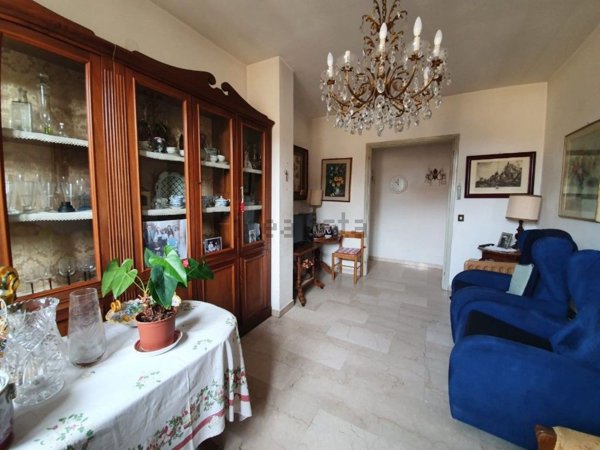 appartamento in vendita a Reggio nell'Emilia in zona Città Storica