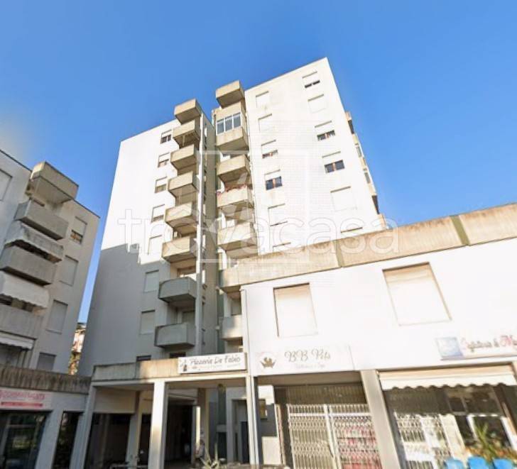 appartamento in vendita a Reggio nell'Emilia in zona Ospizio