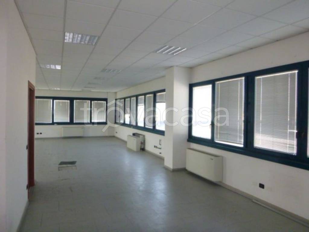 ufficio in vendita a Reggio nell'Emilia