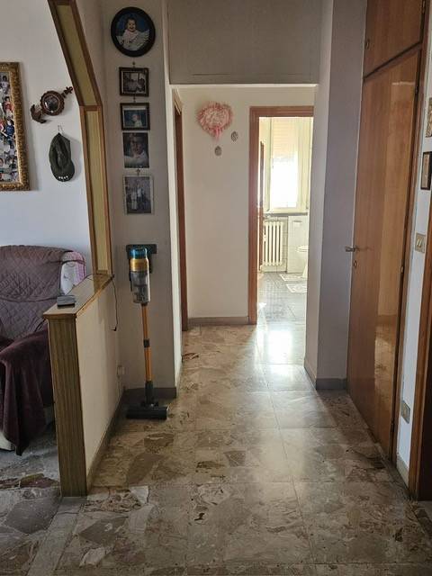 appartamento in vendita a Reggio nell'Emilia in zona Orologio