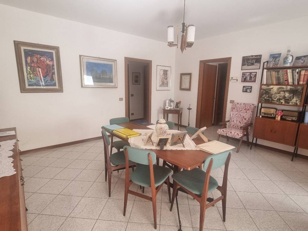 appartamento in vendita a Reggio nell'Emilia