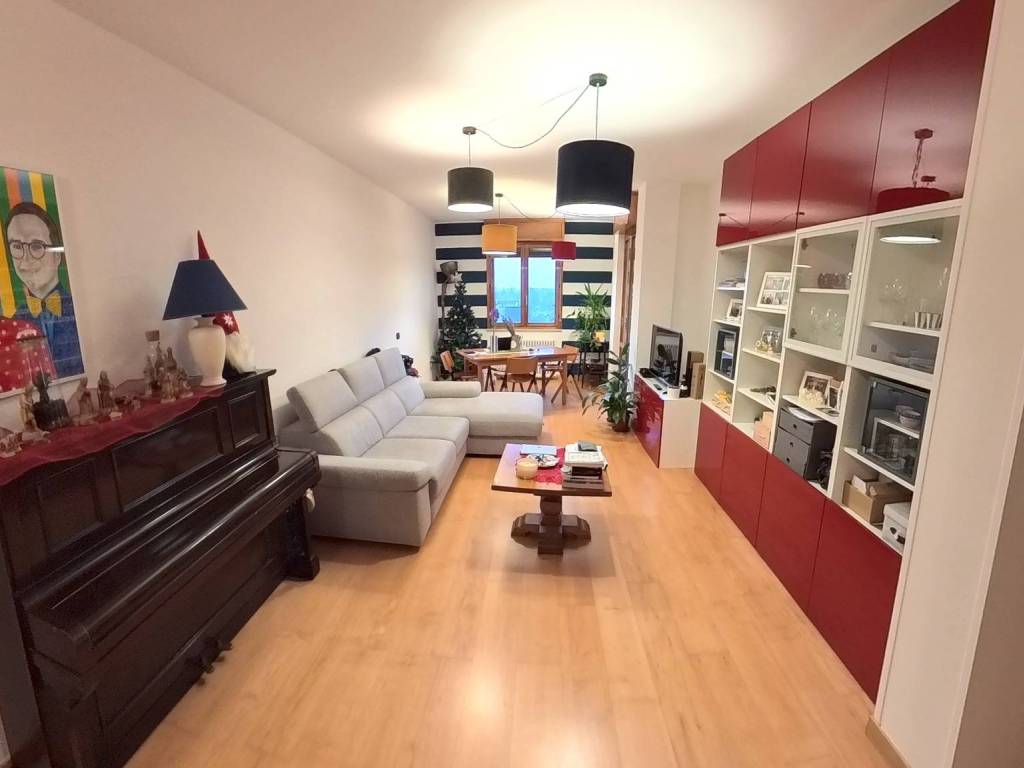 appartamento in vendita a Reggio nell'Emilia in zona Rosta Nuova