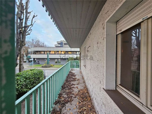 ufficio in vendita a Reggio nell'Emilia