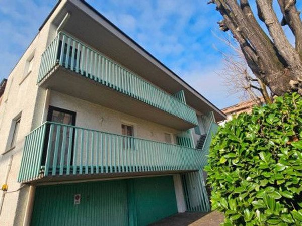 appartamento in vendita a Reggio nell'Emilia in zona Città Storica